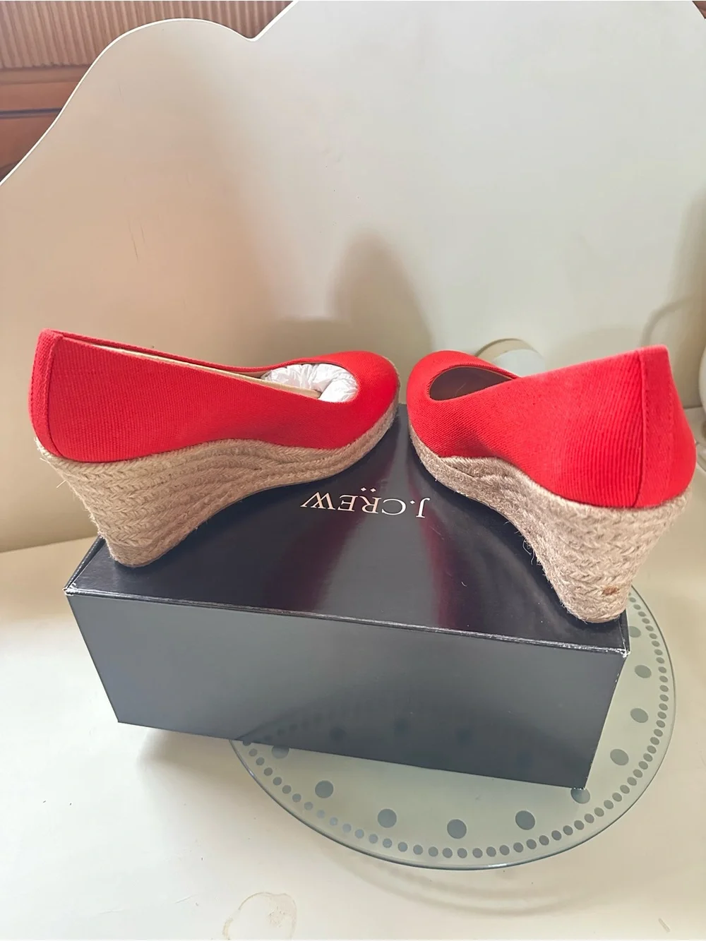 Red Women's Espadrille Platform Pumps